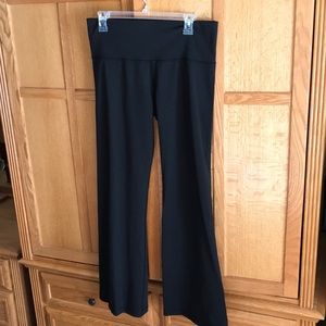Lululemon groove pant - black - size 10
